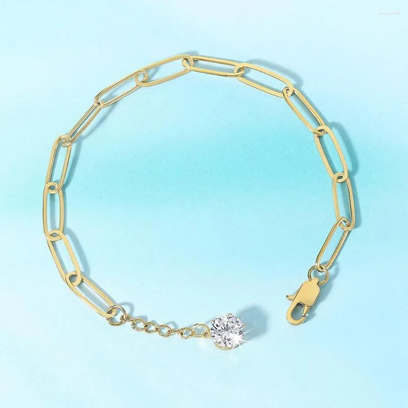 Bracelets à maillons faux trombone Bracelet en acier inoxydable pour femmes Simple couleur or court sur la main bijoux pour femmes en gros C029