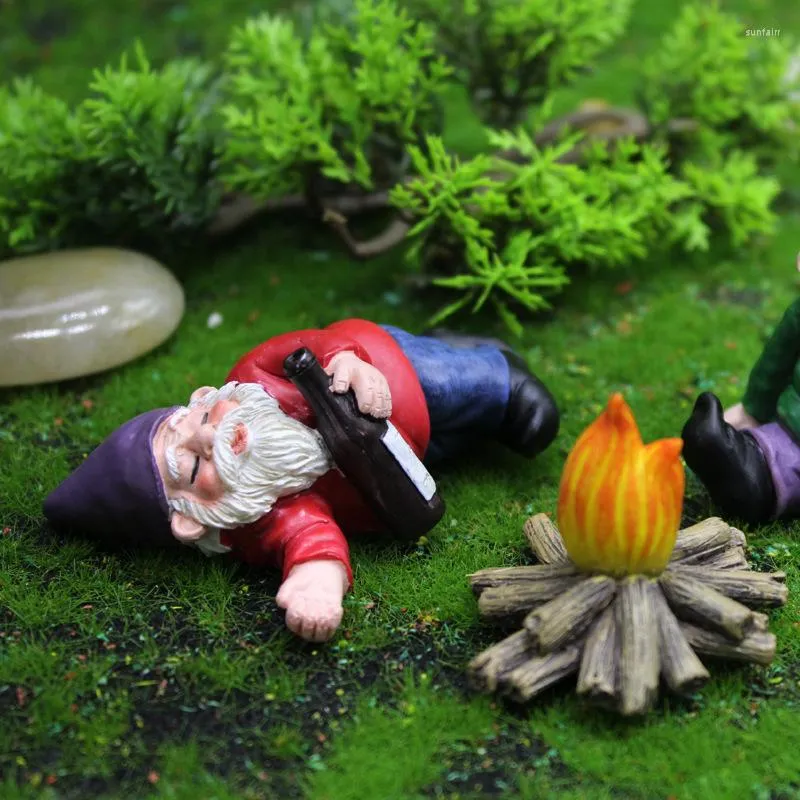 Decorações de jardim mini resina musgo micro paisagem decoração ao ar livre fada miniatura anão ornamentos artesanato vaso de flores acessórios elfo