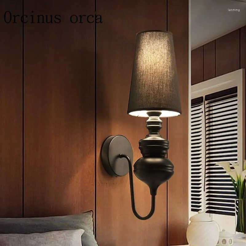 Lámpara de pared Europea moderna minimalista LED guardias creativos muebles para el hogar estudio dormitorio cabecera