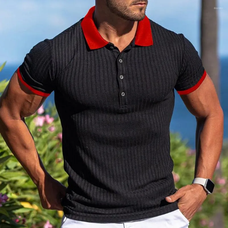 Мужские поло 2023, приталенная контрастная рубашка-поло с воротником, повседневная молодежная спортивная одежда с вертикальным узором и короткими рукавами