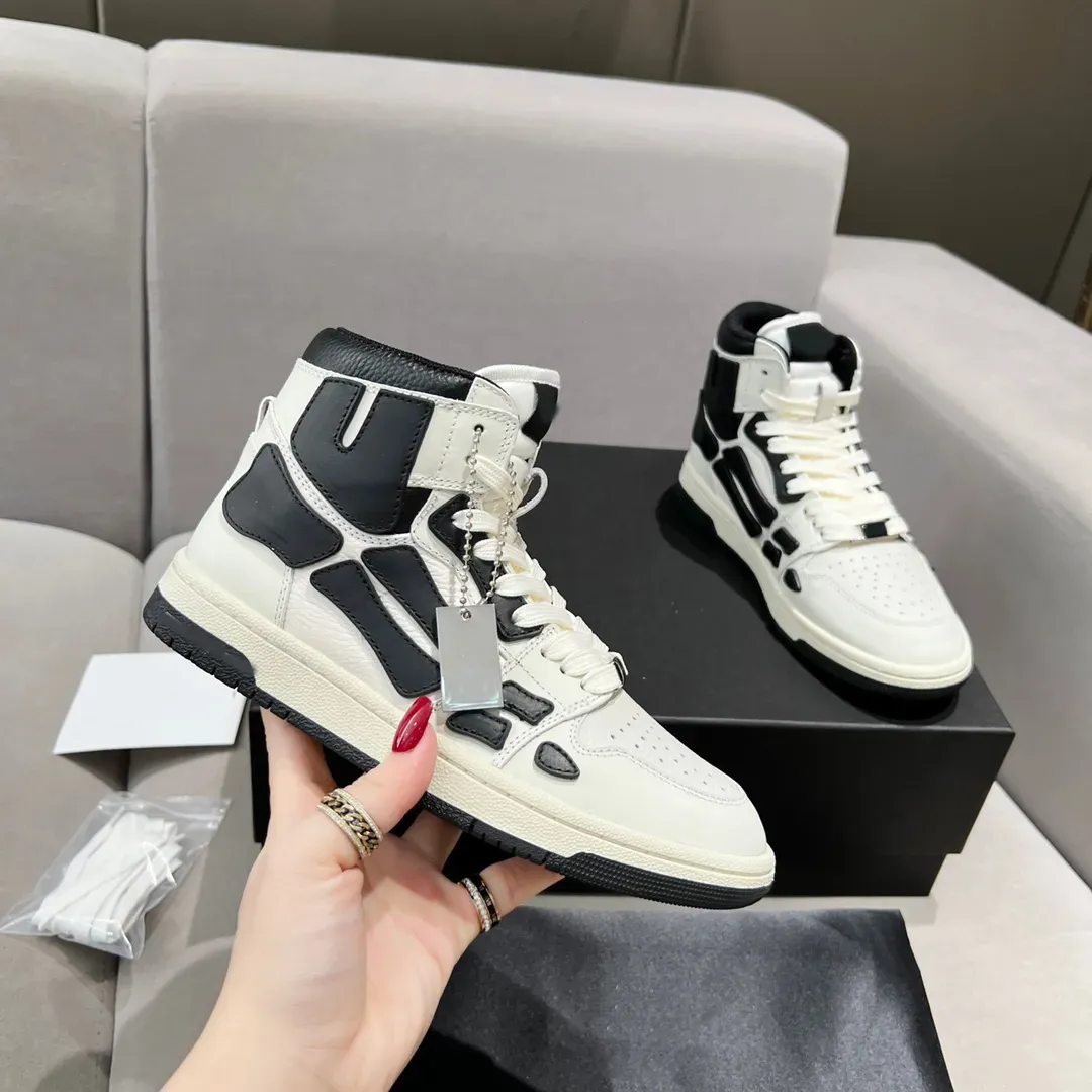 skeltop HI Bone Designer Casual Shoes Sexy Men's Fashion High Top Leather Sneakers Black and White Panda Women B22 sneakers