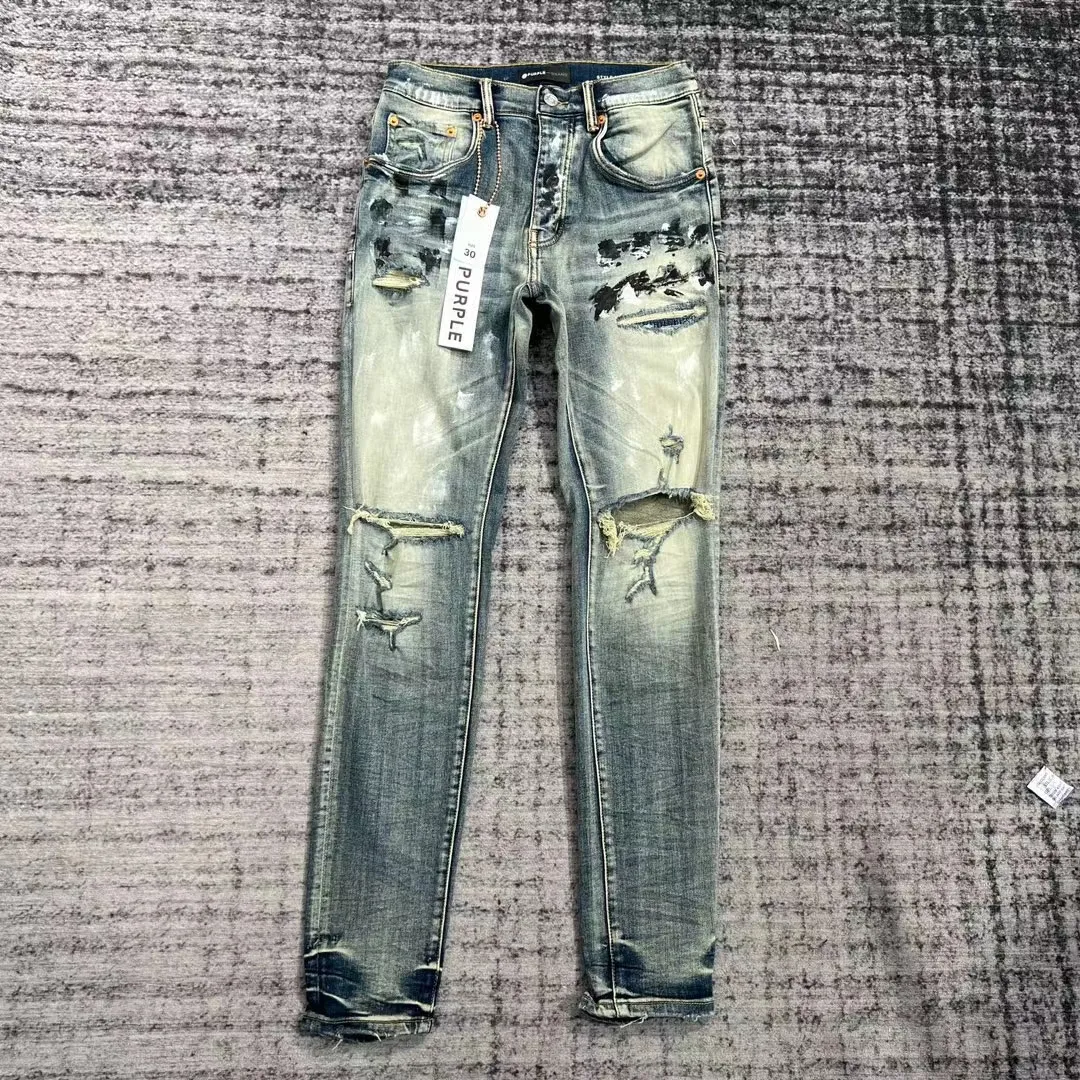 2023. As últimas tendências em jeans. Design de designer PUS
