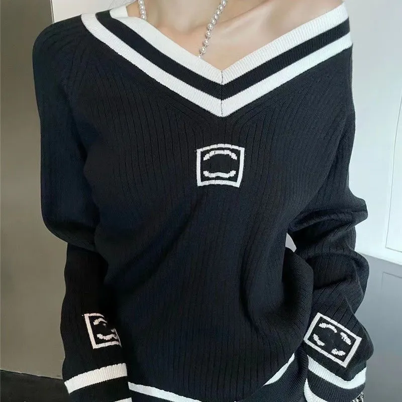 23- Sweter damski zaprojektowany przez europejskiego projektanta z białym kontrastem kaszmirowym sweter
