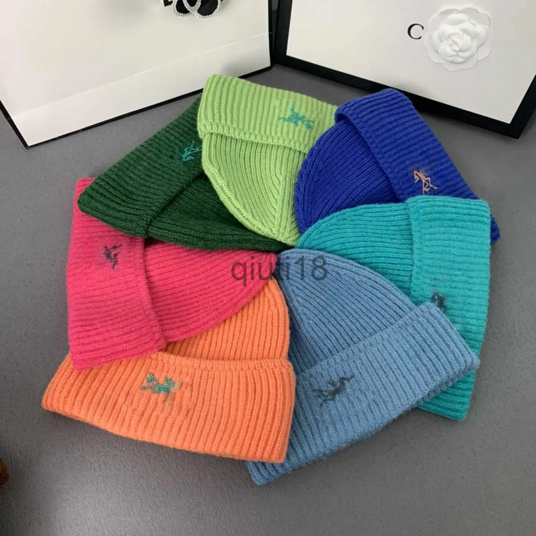 Beanie/Skull Caps Par Autumn and Winter Beanie Women's Candy Color Warm Keeping Wool Sticked Bonnet Animal Bone Print Beanies X0922