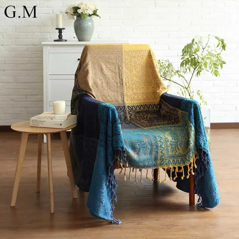 Koc boho przędza barwione frędzle rzut na sofę do łóżka odwracalne kolorowe Chenille Jacquard Sofa Cover Portable Camping Maty HKD230922