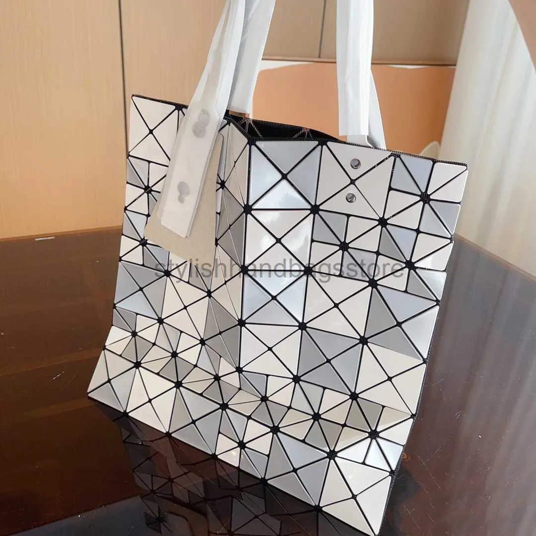 Fashion totes sale