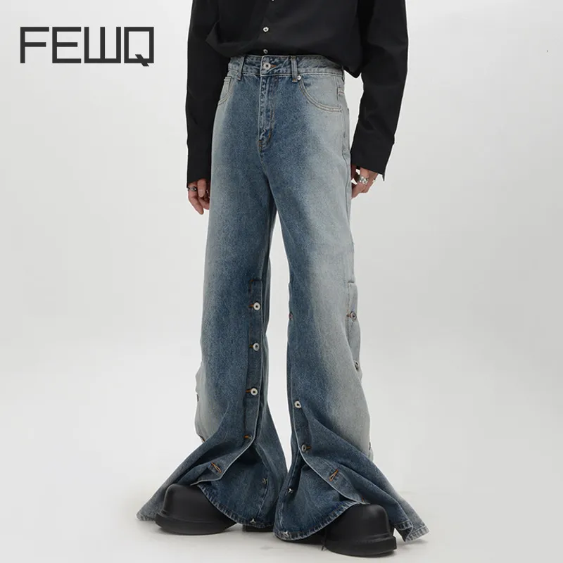 Jeans da uomo FEWQ Design con bottoni in metallo Gamba larga Pantaloni larghi Slam con orlo diviso Pantaloni maschili Moda coreana 24X1484 230922