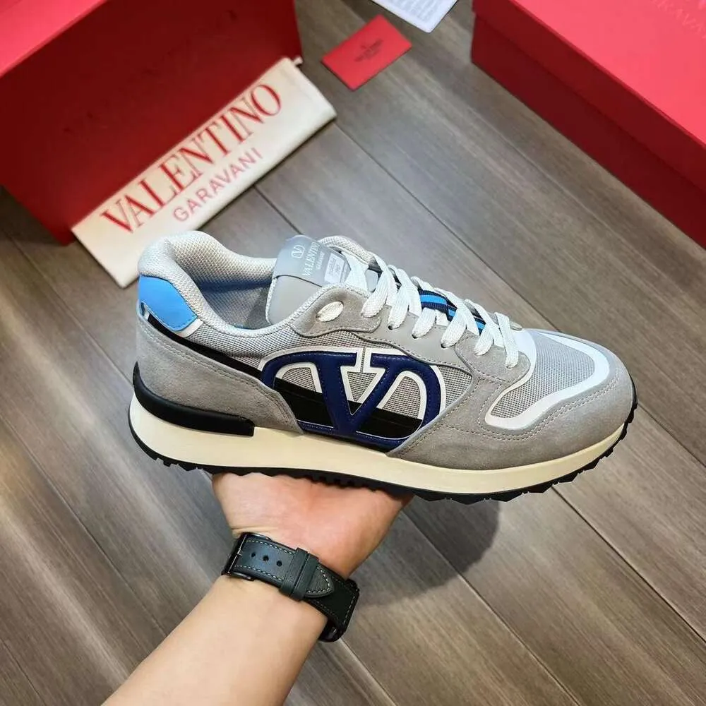 DHgate Valenttino Tide Runner Shoes Mens Vlogo Pace Fashion Sports Casual Mens Genuine Leather Running Sneaker Thick Sole Elevated M HB8DO4QV Shoes Accessories
