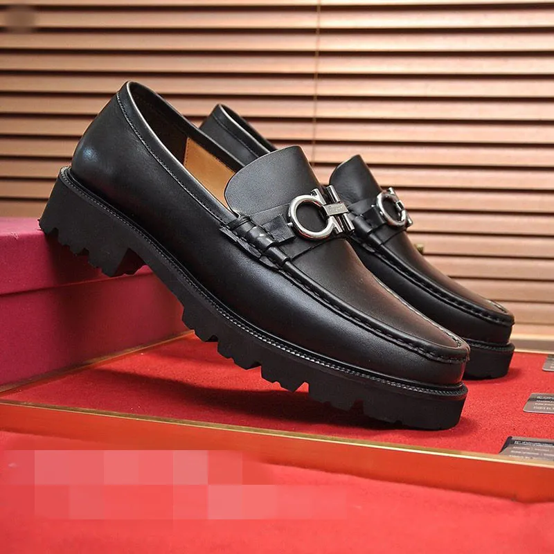 Elegantes cavalheiros feitos à mão Oxfords deslizamento em mocassins de couro genuíno marca masculina perfeita andando apartamentos sapatos de festa de casamento tamanho 38-45 nkh0002