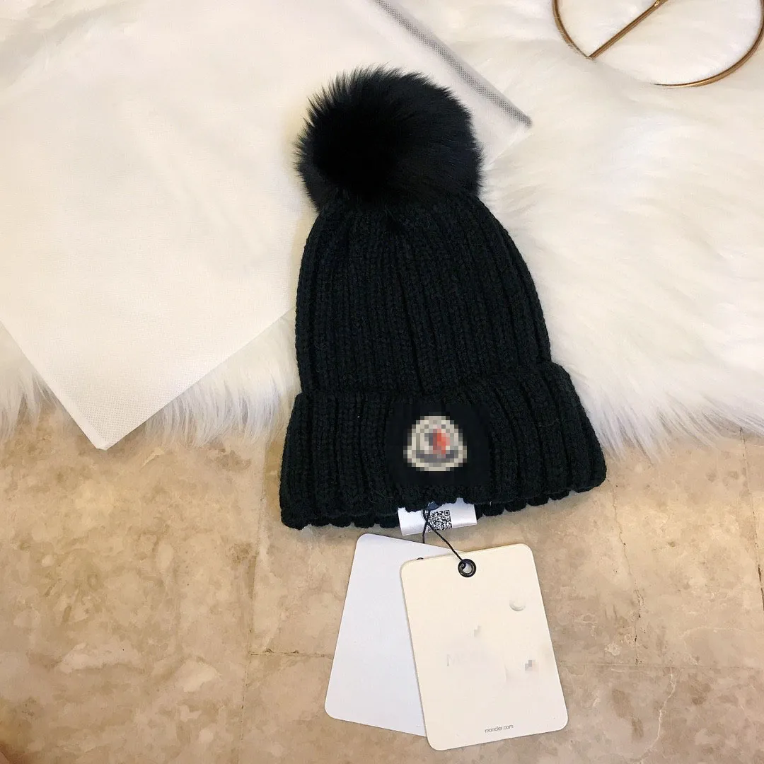 Hoeden Sjaals Sets Beanie/Skull Caps Designer Monclle Beanie cap Heren en dames casual Herfst/Winter Premium 100% wollen gebreide hoed Haarbal kasjmier hoed muts