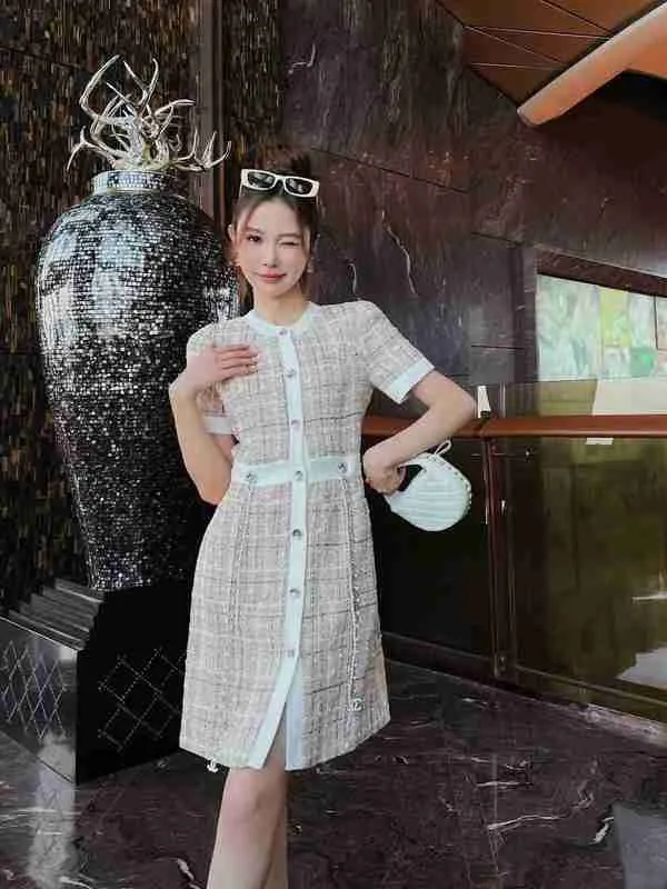 Basic & Casual Dresses designer 2023 Early Autumn New Celebrity Style Slim Single breasted Design tweed Dress INMB