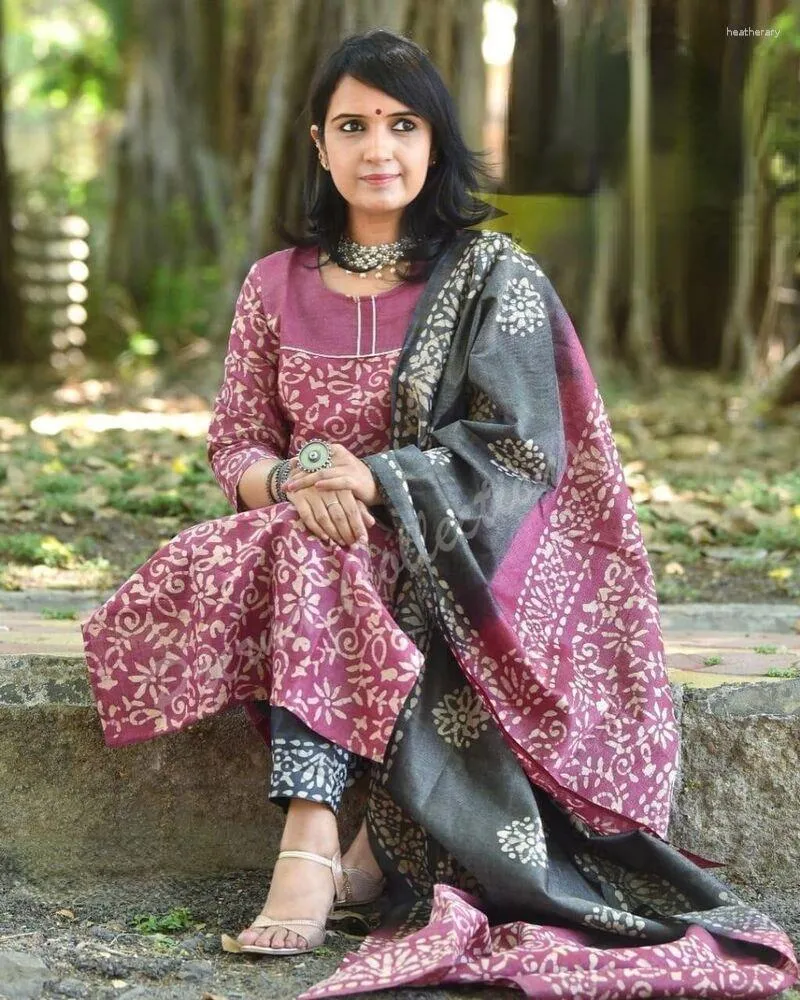Etnische kleding volledig gestikt Salwar Kameez Dupatta bedrukt werk dames trouwkleding Kurti Pant