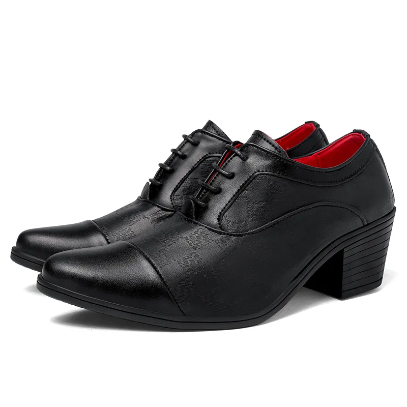 New Chegada Alto calcanhar masculino Sapato de couro preto Big Size 46 Sapatos de vestido pontudos Men Oxford Sapatos para homens Zapatos de vestir Sapatos para meninos Botas de festa