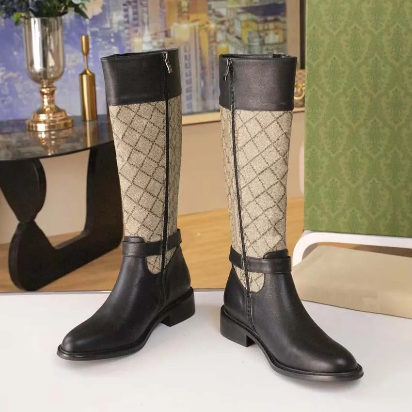 Stivali al ginocchio Stivaletti con fondo grosso scarpe da esterno da donna stivale di design di lusso Martin Rainboots Cowboy Knight Fashion Motorcycle