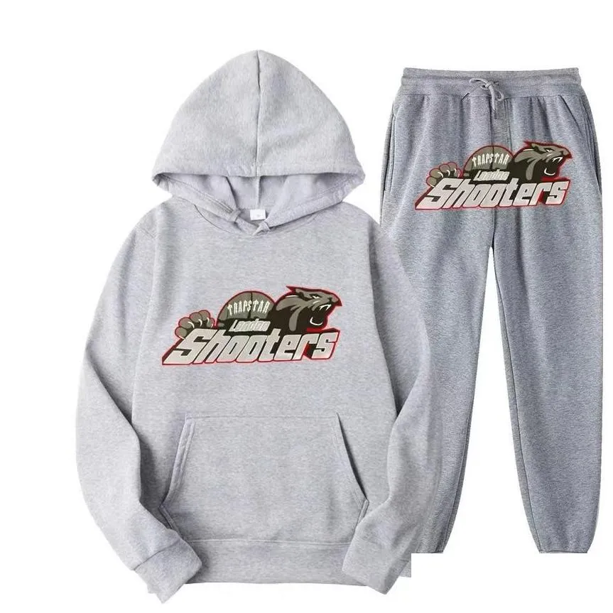 T-shirts pour hommes masculins 23 survêtement Nake Tech Trapstar Track Swet Hoodie Europe American Basketball Football Rugby Two-once avec des femmes Long Dhbuw U3J7