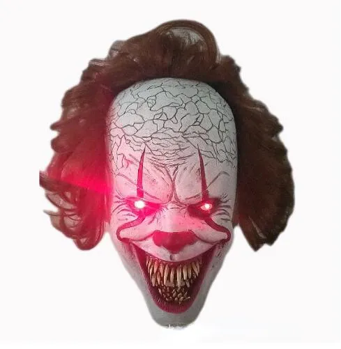 Masques de fête Horreur Pennywise Stephen King Masque Cosplay Effrayant Cheveux Rouges Clown Tueur LED Casque En Latex Halloween Carnaval Costume Prop 230922