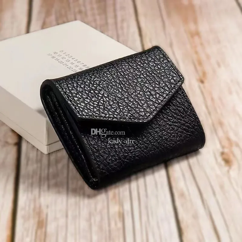【CARIN】カリン SPECIAL GIFT SET (ACCORDION WALLET & MIRROR) CARIN】カリン SPECIAL GIFT SET (ACCORDION WALLET & MIRROR)