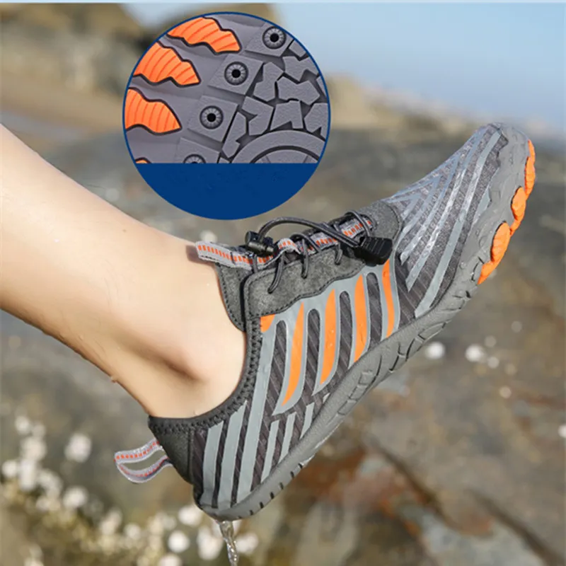 Chaussures d'eau Hommes Femmes Baskets de plage de sport à séchage rapide en amont Chaussures d'eau de surf antidérapantes Chaussures d'eau unisexes Chaussures de pataugeoire en plein air respirantes 230922