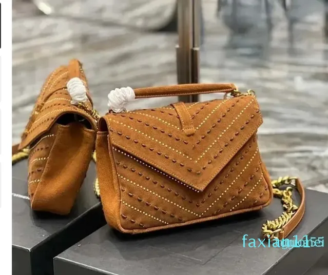 Bolso cofre dorado new arrivals