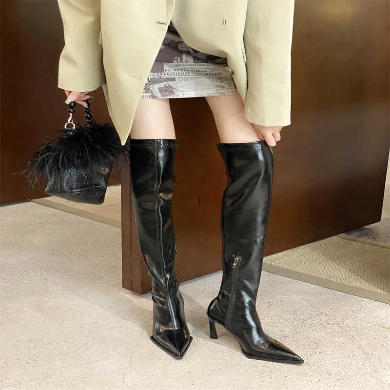 Long top tight boots