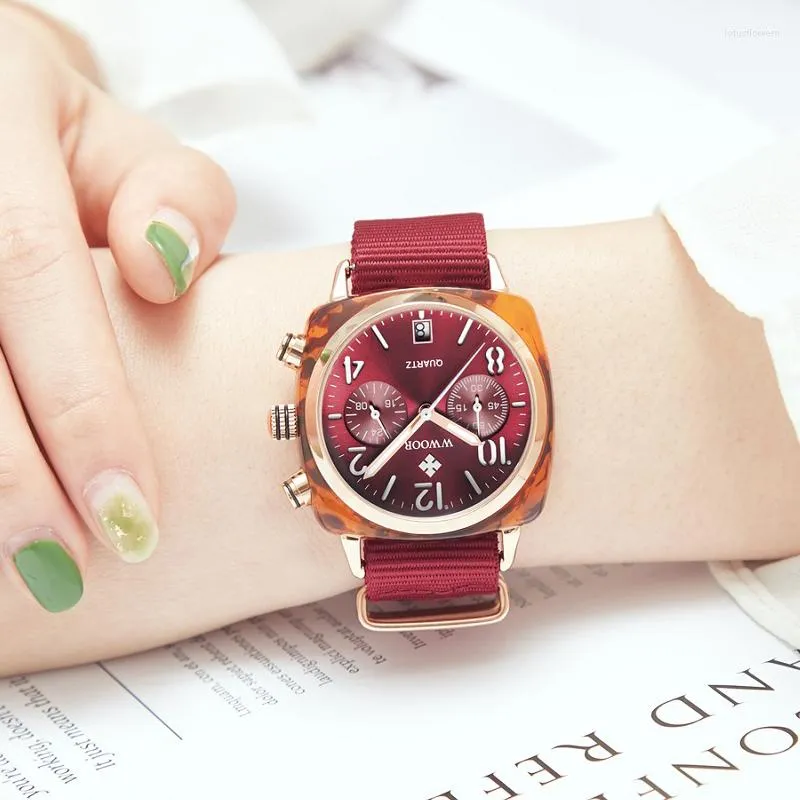 Wristwatches 2023 WWOOR Star Button Watch Women Original Simple Fashion Wrist Watches For Unique Gifts Women's