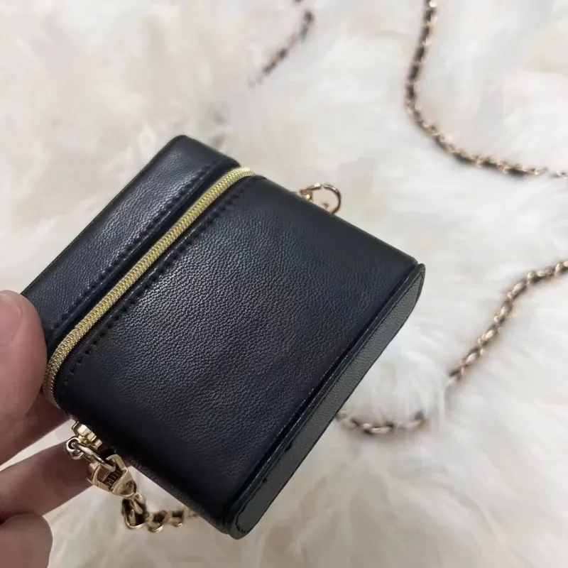 سلسلة مصغرة واحدة كتف الكتف Crossbody Coin Bag الفم الأحمر مظروف البنك صندوق تخزين سماعة الأذن