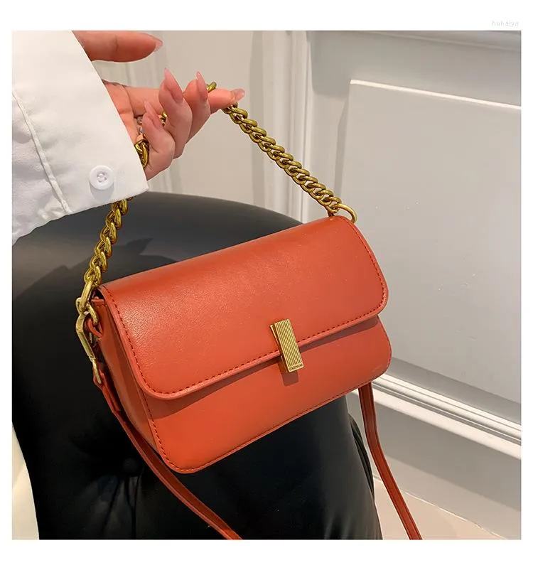 Women's Solid Color Shoulder Bag, High Quality Chain Crossbody Handbag, Versatile Commuter Bag Women's Solid Color Shoulder Bag, High Quality Chain Crossbody Handbag, Versatile Commuter Bag