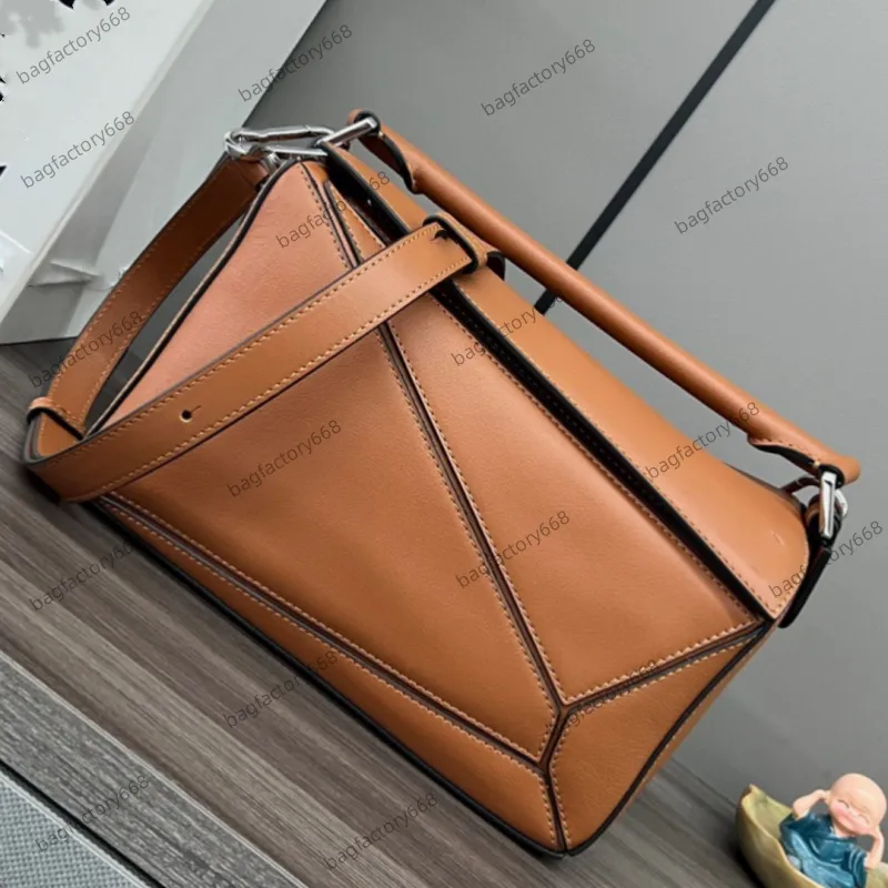 Designer crossbody sacos mulheres designer bolsas de alta qualidade saco geométrico macio zíper ferrolho bege marrom saco de luxo espelho sacos de qualidade saco de designer de couro real