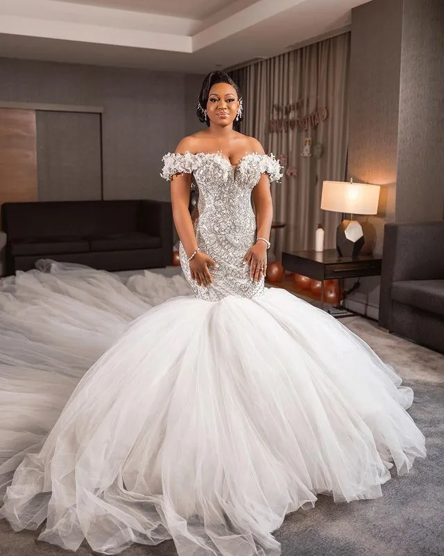 2023 Oct Arabic Aso Ebi Luxurious White Mermaid Wedding Dress Beaded Crystals Tulle Bridal Gowns Dresses ZJ303