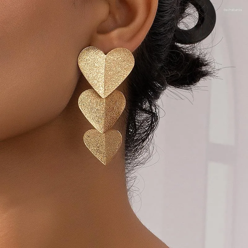 Boucles D'oreilles Pendantes Punk Métal Triple Coeur Vintage Femme