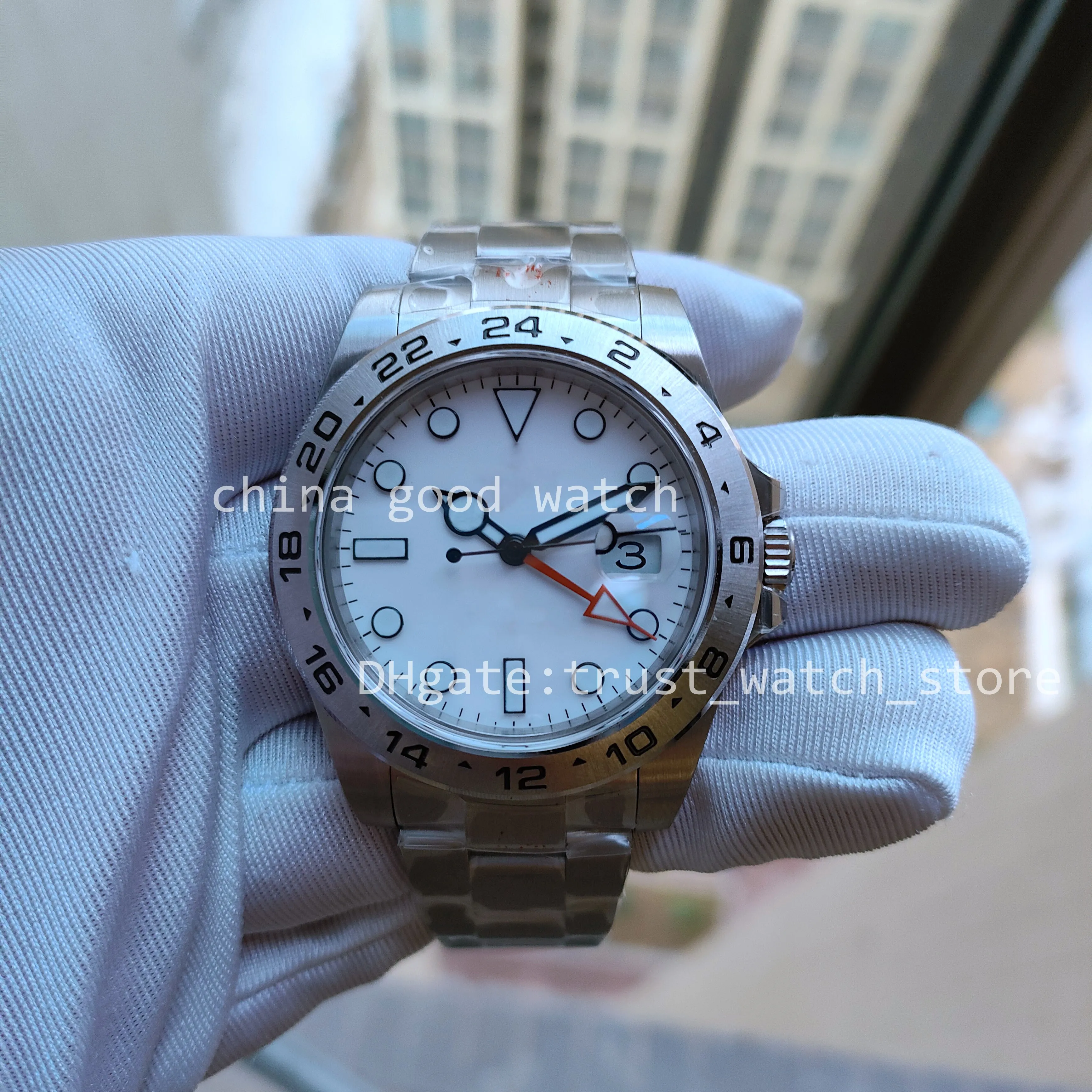 2 montres en couleur Super qualité BP Factory Maker V2 Ajuster le mouvement de la main de l'heure 42 mm 116570 en acier inoxydable Mouvement automatique de mouvement