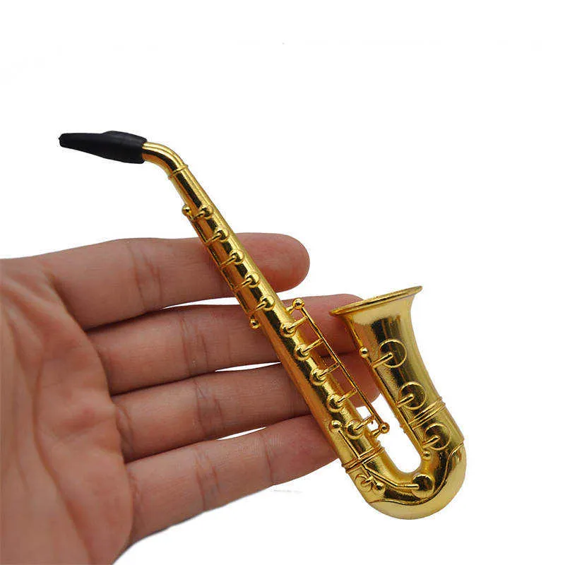 Mini saxofon trumpet metall rökrör torr ört cigarett tobak röktillbehör med mesh nyhet högtalare sax form kit gåva kvarn vatten rör verktyg