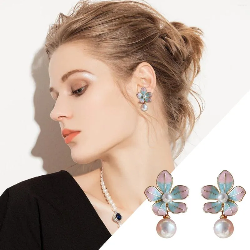 Boucles d'oreilles créoles en perles et fleurs, bijoux légers et luxueux, personnalité fraîche et douce, tempérament féerique, grenade