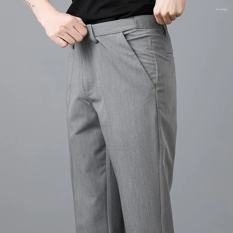 Abiti da uomo Pantaloni da completo alla caviglia Pantaloni da uomo elastici in vita Pantaloni eleganti da lavoro coreani di moda formale Pantaloni per la primavera Sottile vestibilità dritta