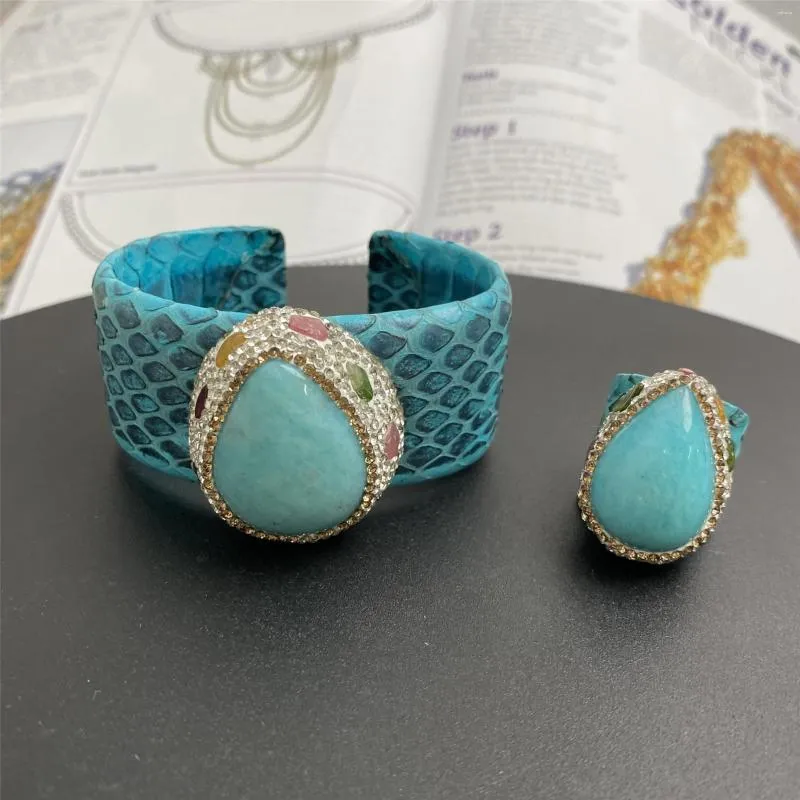 Ensemble collier et boucles d'oreilles, bague et Bracelet transfrontaliers en Europe et en amérique, bijoux en cuir bleu lac, 2023