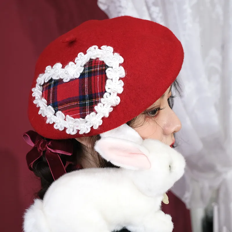 Beret Designer Berets Creative Plaid Love Pearl wełna japońskie czapki Y2K dla kobiet jesień i zimowe koreańskie słodkie malarz dyniowy kapelusz 230923