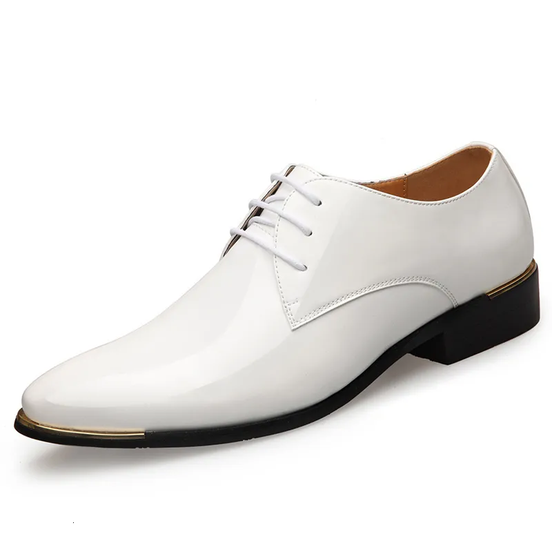 Chaussures habillées en cuir noir bas haut doux hommes couleur unie premium brevet blanc taille de mariage 3848 230923