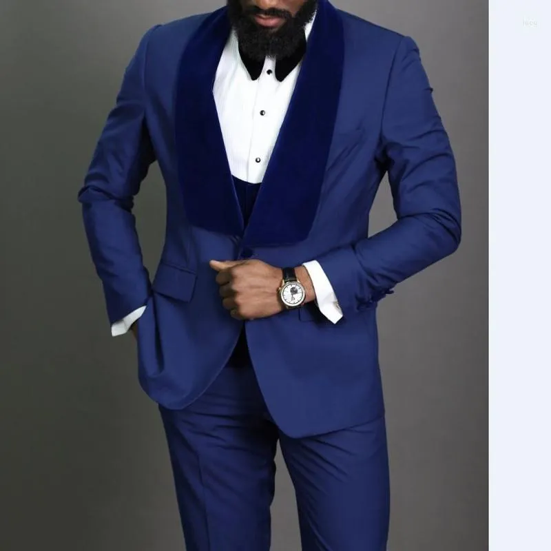 Herenpakken Nieuwste Bruidegom Smoking Voor Bruiloft 2023 Koningsblauw 3 Stuks Fluwelen Sjaal Revers Slim Fit Formeel Mannelijke Pak (Jas Vest Broek)
