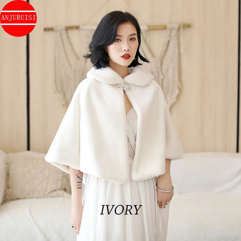 Cape femme mariage sale