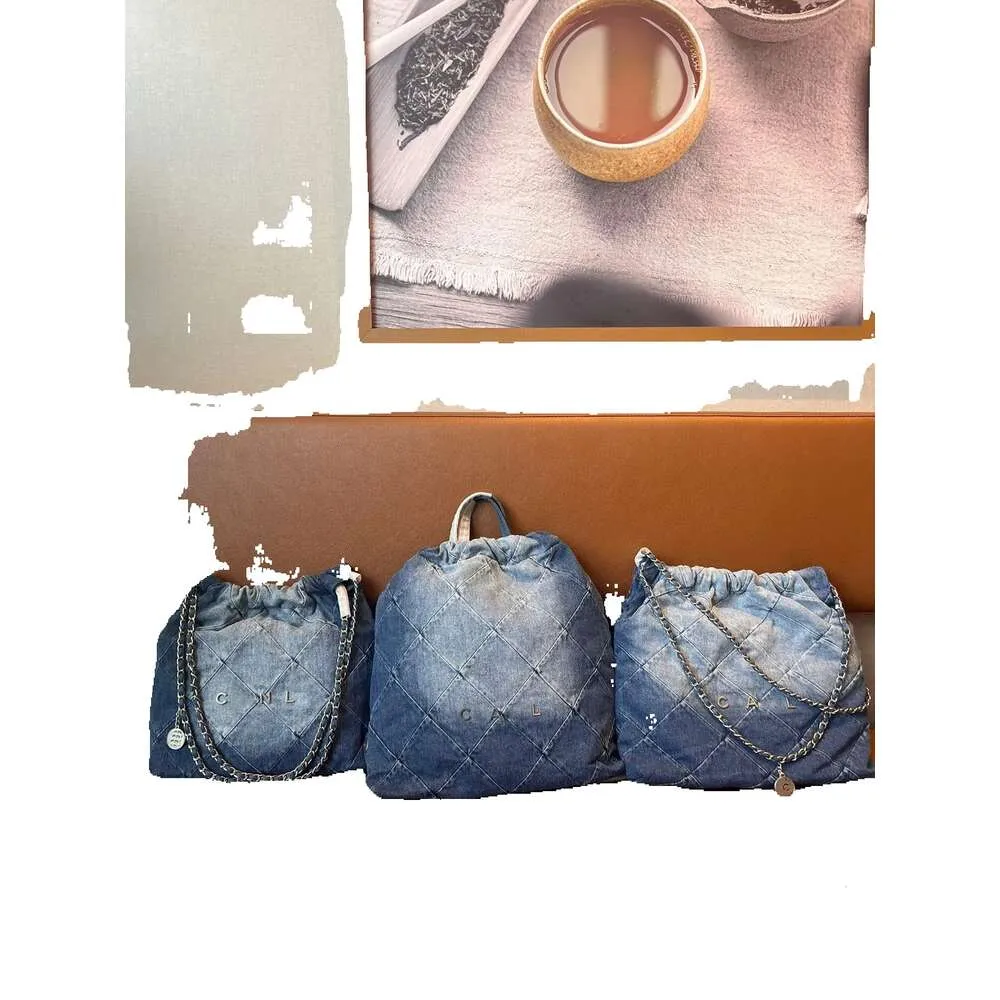 9a Channel Designer 23s Nieuwe 22 Bag Bin Bag Jeans Rugzak Fysieke Tas Denim Series Handtas Zacht en Modieus Sier 1162 Rugzak 34cm