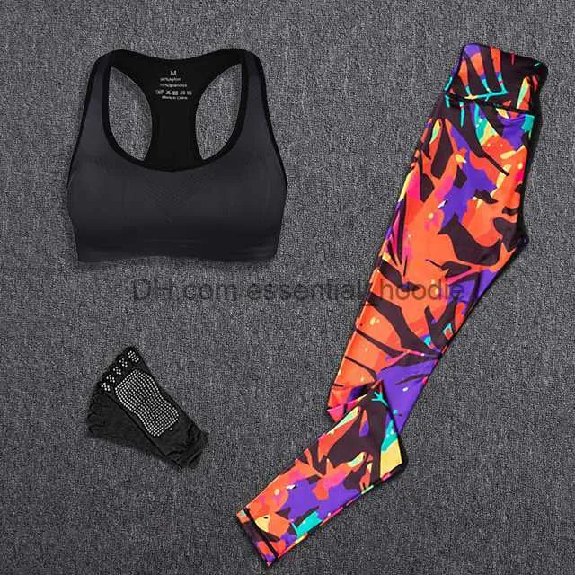 Womens Yoga Set Sportswear Top And Bra Crz Yoga Leggings For Outdoor  Running And Fitness, Gym Clothes For Ladies Free Yoga L230925 From  Essential_hoodie, $10.85