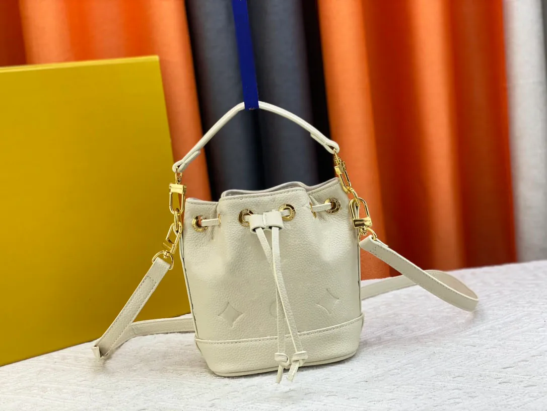 2023 new designer bag letter Women's Bag Leather Versatile One Shoulder Crossbody Bags Drawstring Mini Bucket Bag fashion crossbody bag tote bags 5A