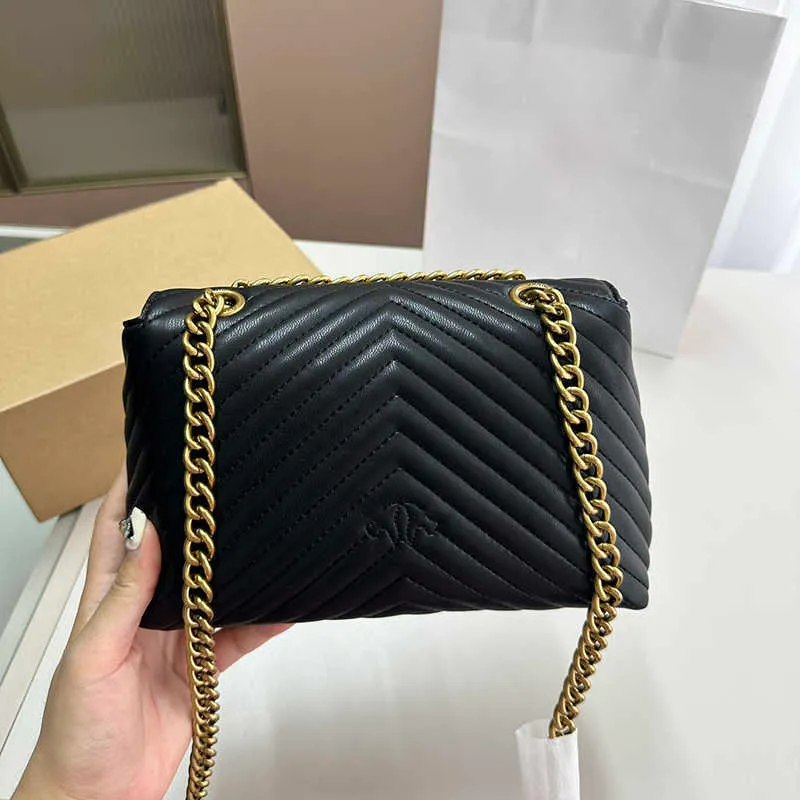 DHgate.com:Piko Designer Cherry Leather Chain Crossbody