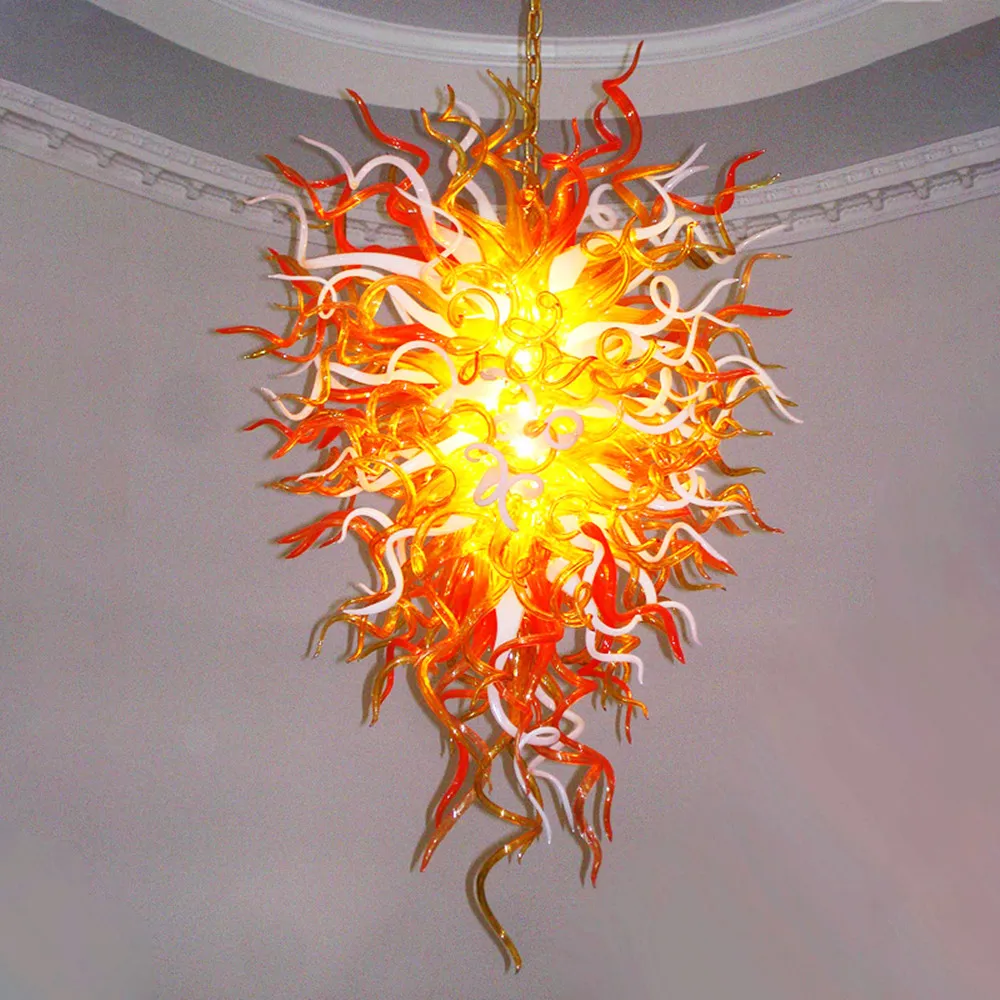 Lampes suspendues de vente chaude pour salon duplex lustres modernes fierté américaine lustre en verre soufflé à la main blanc orange couleur ambre personnalisé 120 ou 130 cm de long
