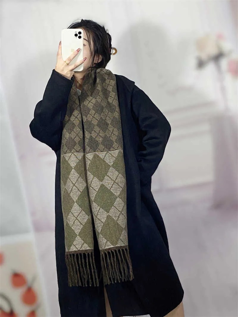 Ac New Barbed Warmth and Thickened Spliced Imitation Cashmere Travel Card in Out Photography Universal Scarf Men Women