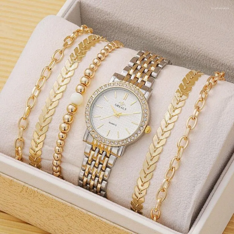 Wristwatches 6pcs Dainty Quartz Watches Simple Bracelet Women Leisure Casual Round Pointer Rhinestone Dial Watch Wheat Set