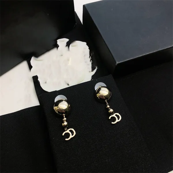 Designer  Chanelness lettre C boucle d'oreille mode CCity Stud boucle d'oreille pour dame femmes fête bijoux boucles d'oreilles en or mariage fiançailles femme cadeau 940