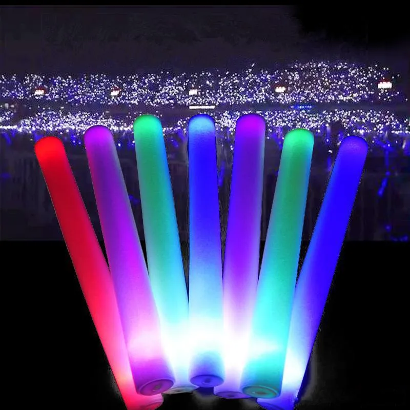 Bastone luminoso per feste di attività giocattolo con bastoncino luminoso in spugna colorata all'ingrosso