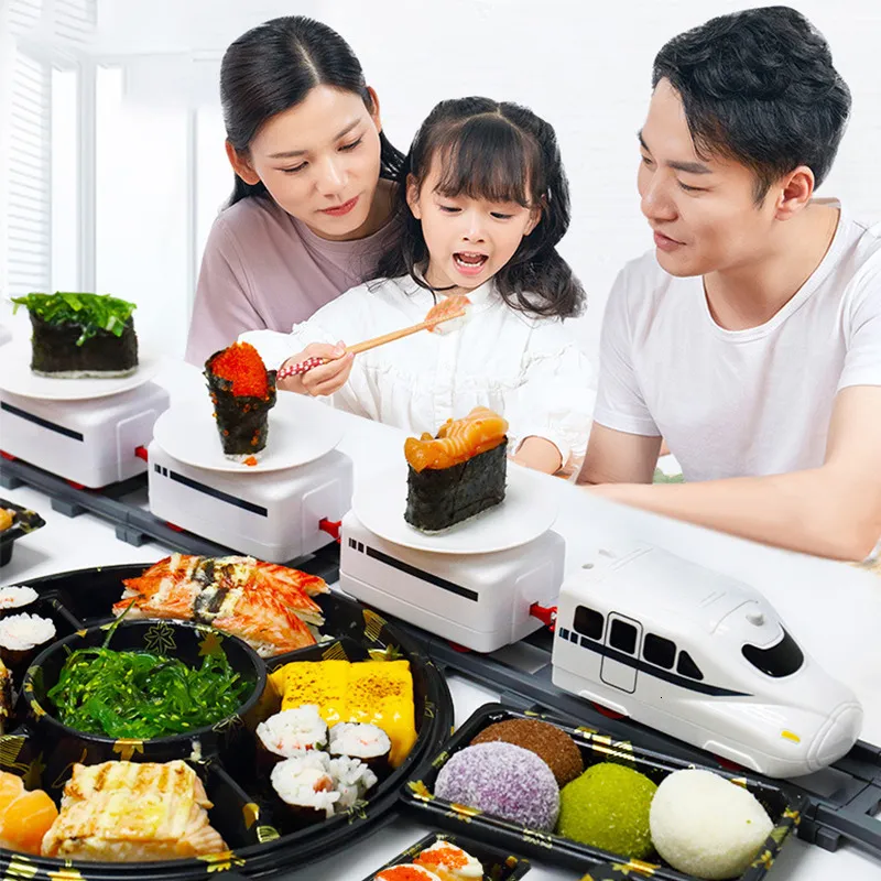 Cuisines Jouer Aliments Revolving Sushi Plaques Train Jouet Semblant Bande Convoyeuse Piste Électrique Rotatif Rail Voiture Simulation Modèle Jouets Pour Enfants Cadeau 230925