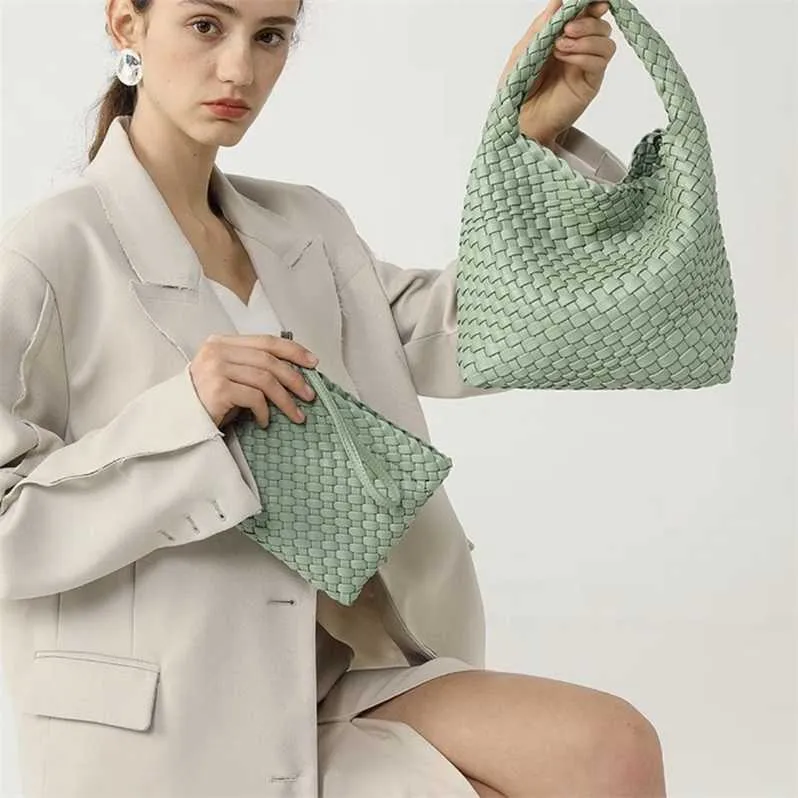 Bolsa Bvs Designer Sardinhas Atadas Espelho Costurado à Mão Qualidade y 2023 Nova Grande Capacidade Moda Compras Commuter Mulheres Versáteis Mãe e Criança Qv8w